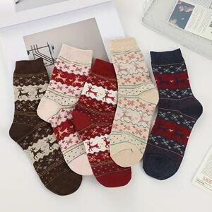 Cozy Winter Patterned Socks - Multicolor Set